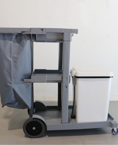 cubo basura material limpieza suara inserció